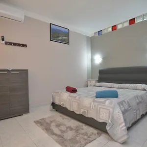 guest-house-ledera-di-gavina-apt.hotelsalgherosardinia.com/