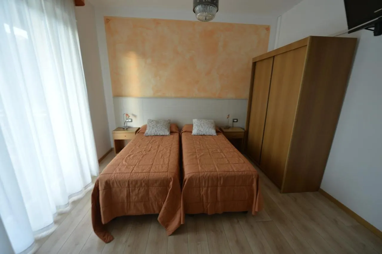 Hotel Villa Florida Malcesine 2*,  Italien
